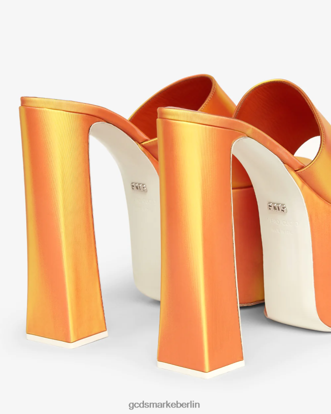 GCDS Frauen Holographische Plateausandalen LP42F500 orange Schuhwerk